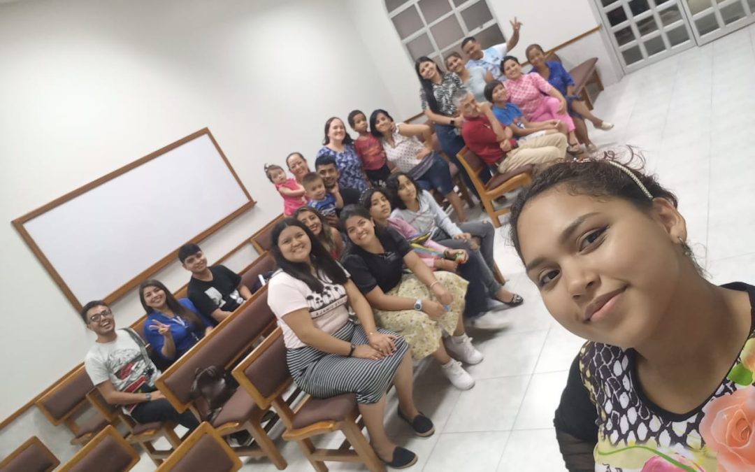 Noche de Hogar de Barrio (6 de Abril)